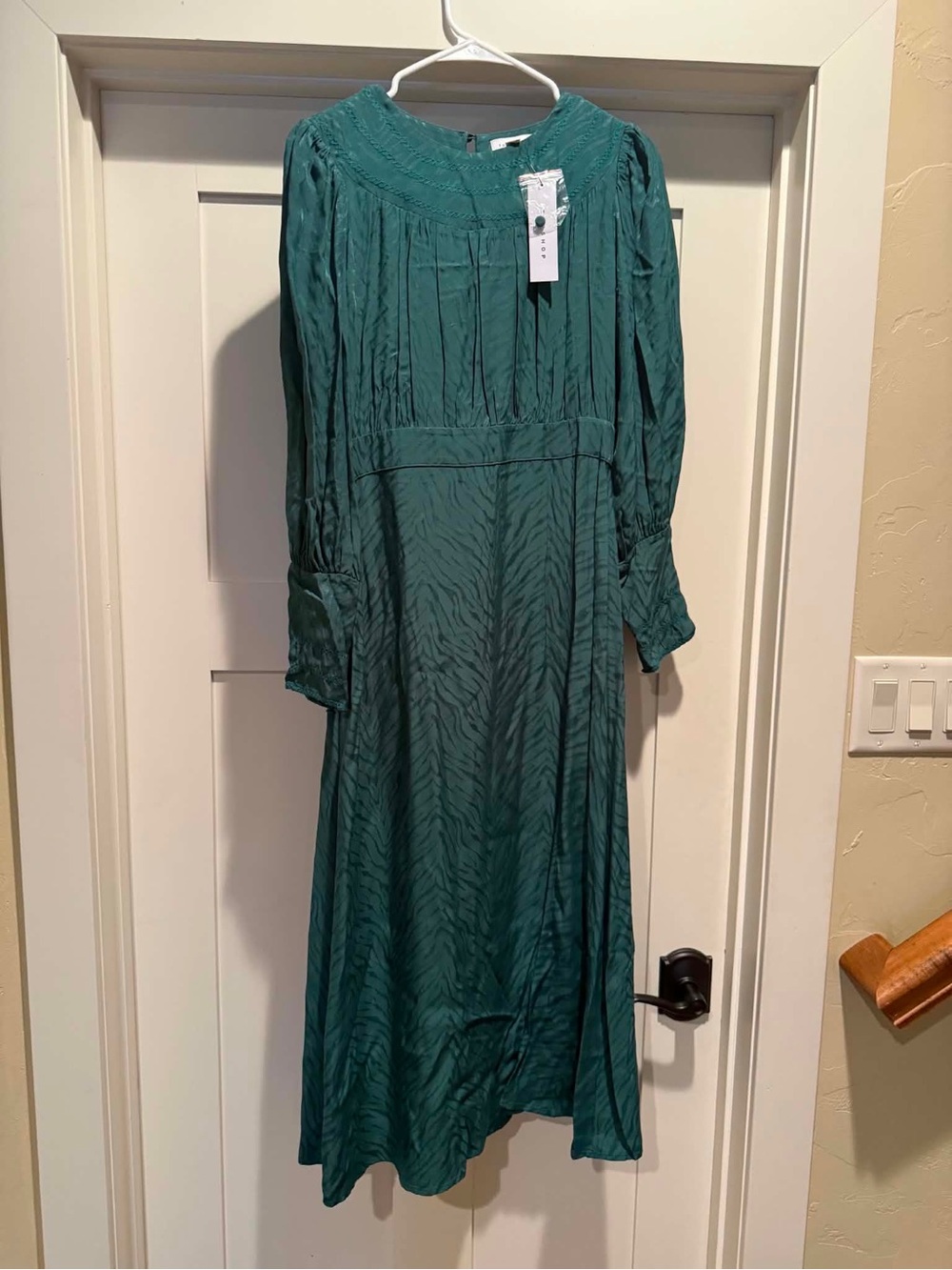 Topshop Women’s Green Animal Print Puff Sleeve Round Neck Midi Dress Size 6